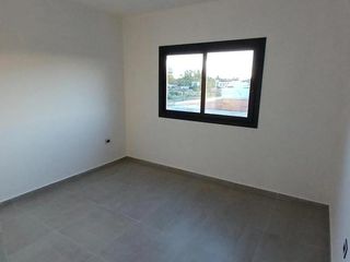 Foto 14 de Dúplex en venta - 3 Dormitorios 3 Baños - 208Mts2 - Cipolletti