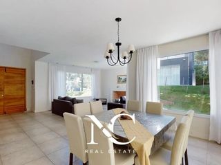 Foto 2 de Casa en venta en Pinamar Norte
