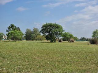 Foto 5 de Lote de 1500m2 en Venta  - Medal Country club - Barrio Cerrado Pilar
