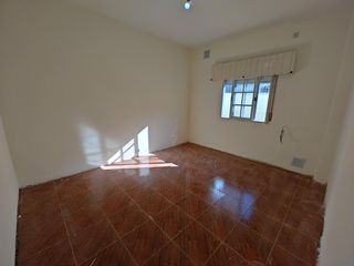 Foto 6 de Excelente departamento a metros de Av. Luro y a 6 cuadras de las estación