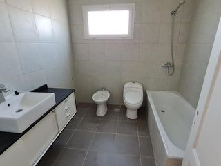 Foto 31 de Casa al lago en Puertos del Lago Escobar  Araucarias
