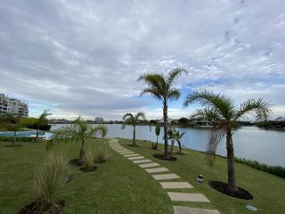 Foto 14 de Departamento en Alquiler en Islas del Golf, Nordelta, Tigre