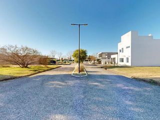 Foto 19 de Terreno en venta - 240Mts2 - Altos del Plata, La Plata