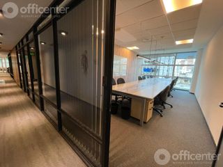 Foto 7 de Oficina con 10 Puestos de Trabajo - Alquiler - Capitalinas