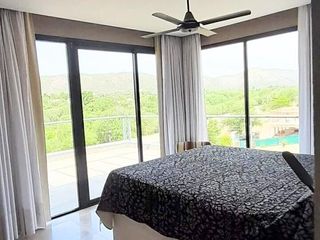 Foto 8 de Residencia de lujo en Altos de Carlos Paz