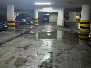 Foto 8 de Amplia cochera apta camioneta en Zona Tribunales, General Paz al 500, Barrio Sur
