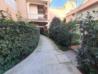 Foto 34 de oficina con gran terraza propia en complejo con pileta Vicente Lopez calle Cortada, vias a Maipu