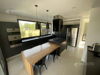 Foto 20 de Casa en  venta en EL CANTON ISLAS - MAROTO PROPIEDADES