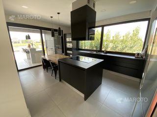 Foto 12 de Casa en  venta en EL CANTON ISLAS - MAROTO PROPIEDADES