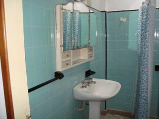 Foto 9 de Casa en venta - 4 Dormitorios 3 Baños 3 Cocheras - 350Mts2 - Las Toninas
