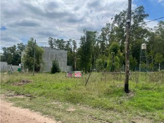 Foto 2 de Excelente Lote en Barrio La Cañada