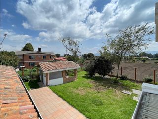 Foto 20 de Hermosa casa por el camellòn del Salvio Cota