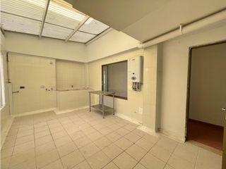Foto 17 de Hermosa casa por el camellòn del Salvio Cota