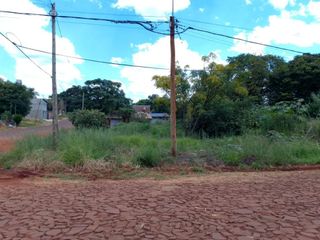 Foto 1 de Excelente Propiedad en Esquina en Venta a 200mts de la Av. De las américas . Oberá, Misiones
