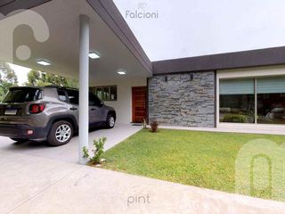 Foto 3 de VENTA CASA DE 3 DORMITORIOS EN MIRALAGOS