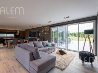 Foto 2 de Casa en venta en La Herradura | Pinamar
