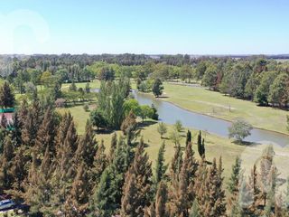 Foto 12 de VENTA CASA DE 7 DORMITORIOS EN MIRALAGOS