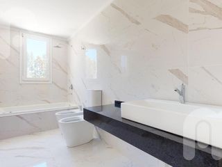 Foto 19 de VENTA CASA DE 7 DORMITORIOS EN MIRALAGOS
