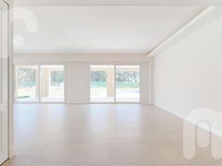 Foto 44 de VENTA CASA DE 7 DORMITORIOS EN MIRALAGOS
