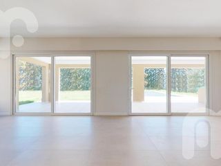 Foto 45 de VENTA CASA DE 7 DORMITORIOS EN MIRALAGOS