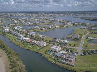 Foto 74 de Terreno al lago central en venta en Costas - Puertos/ Escobar