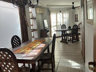 Foto 12 de Casa en venta - 5 Dormitorios 2 Baños - Cochera - 450Mts2 - La Plata