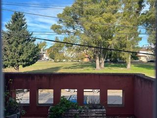 Foto 4 de Casa en venta - 5 Dormitorios 2 Baños - Cochera - 450Mts2 - La Plata