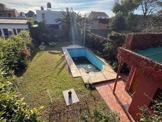 Foto 18 de Casa en venta - 5 Dormitorios 2 Baños - Cochera - 450Mts2 - La Plata