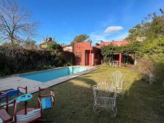Foto 17 de Casa en venta - 5 Dormitorios 2 Baños - Cochera - 450Mts2 - La Plata
