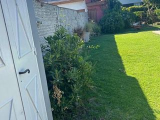 Foto 3 de Casa en venta - 5 Dormitorios 2 Baños - Cochera - 450Mts2 - La Plata