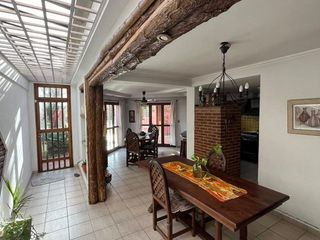 Foto 10 de Casa en venta - 5 Dormitorios 2 Baños - Cochera - 450Mts2 - La Plata