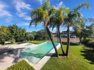 Foto 1 de Casa en alquiler amoblada en Albanueva, Tigre