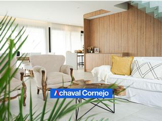 Foto 4 de VENTA CON RENTA/ Casa de 3 dormitorios y dependencia en el Barrio Ceibos, Puertos.