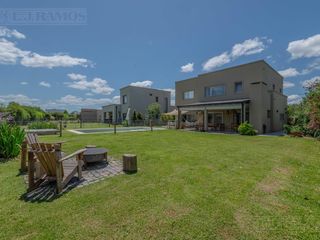 Foto 42 de Casa en venta en el Canton Barrio Puerto