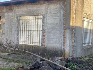 Foto 4 de Casa en venta - 2 Dormitorios 1 Baño - 336Mts2 - Lobos