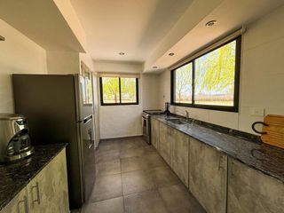 Foto 9 de Complejo de Cabañas de primera categoría con piscina cubierta en Rama Caída