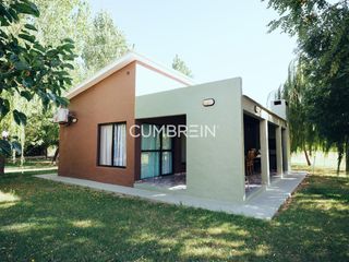 Foto 18 de Complejo de Cabañas de primera categoría con piscina cubierta en Rama Caída
