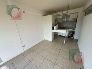 Foto 5 de Departamentos 2 ambientes con balcon  Lanús Oeste