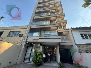 Foto 1 de Departamentos 2 ambientes con balcon  Lanús Oeste