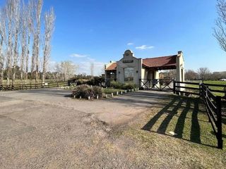 Foto 6 de Excelente lote en venta en barrio Los Palenques, Manzanares