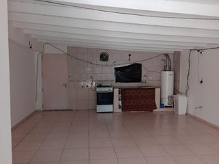 Foto 4 de Casa en venta - 2 Dormitorios 1 Baño - Cochera - 370Mts2 - San Jorge, Villa Elisa, La Plata