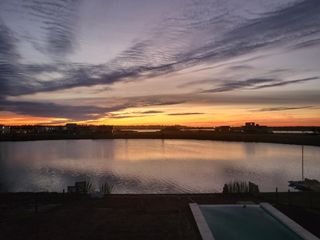Foto 30 de Casa en  venta al lago de 7 ambientes  en Costas, Puertos del Lago