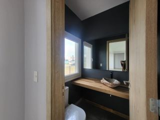 Foto 14 de Casa en  venta al lago de 7 ambientes  en Costas, Puertos del Lago