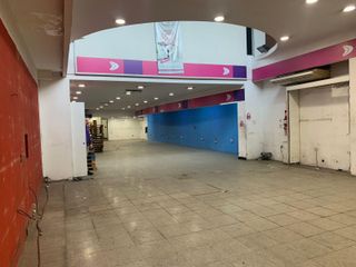 Foto 8 de Local en  Av. Saenz al 1200 - Nueva Pompeya