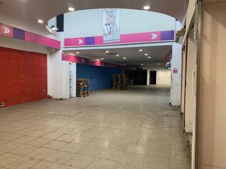 Foto 1 de Local en  Av. Saenz al 1200 - Nueva Pompeya