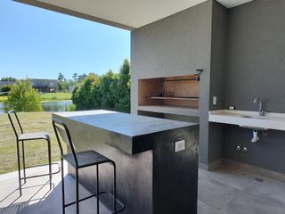 Foto 13 de Casa al Agua en Venta en San Matías