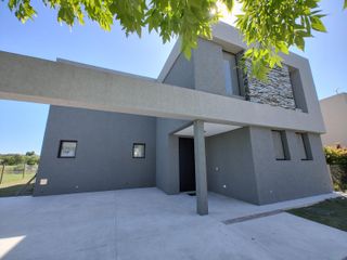Foto 4 de Casa al Agua en Venta en San Matías