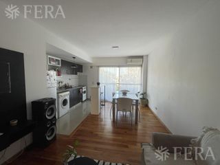Foto 3 de Venta de Departamento 2 ambientes con balcón en Wilde