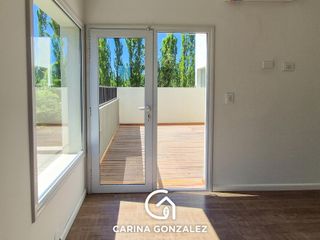 Foto 35 de Casa 4 dormitorios, en  B° Cerrado LA CASTELLANA, Neuquén