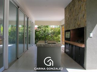 Foto 22 de Casa 4 dormitorios, en  B° Cerrado LA CASTELLANA, Neuquén